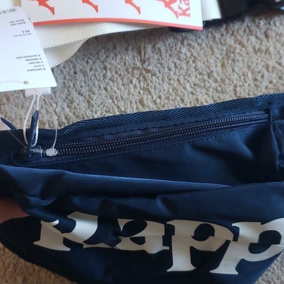 BNWT Kappa fanning pack - Picture 2 of 5